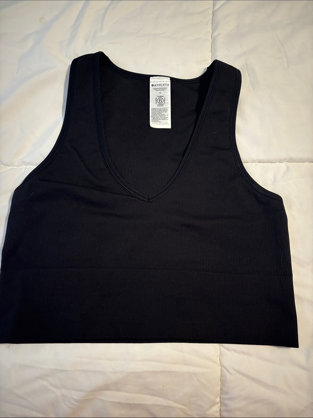 Athleta Black Ribbed V-Neck Cropped Tank Top Size medium